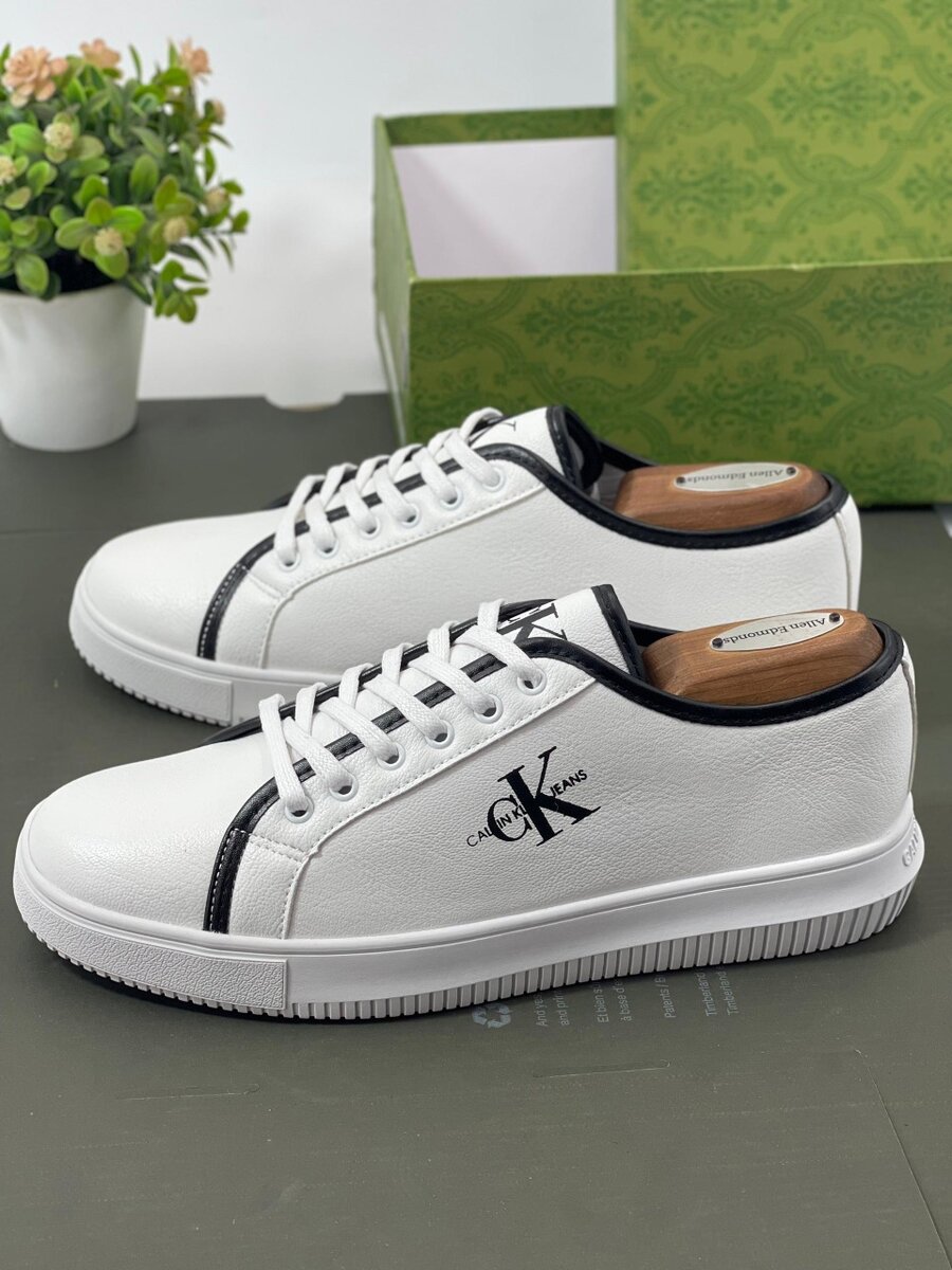 CALVIN KLEIN CLASSIC WEAR