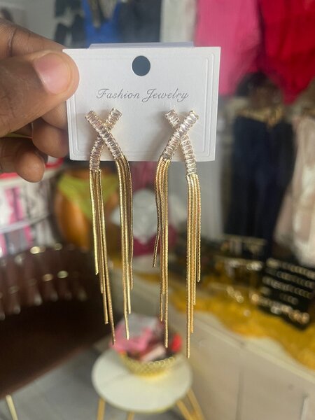 Boucles d'oreilles pendantes élégantes