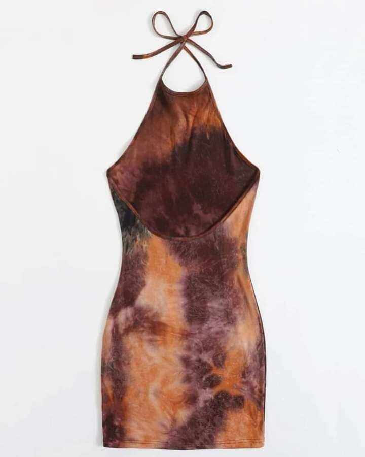 Robe tie-dye dos nu élégante