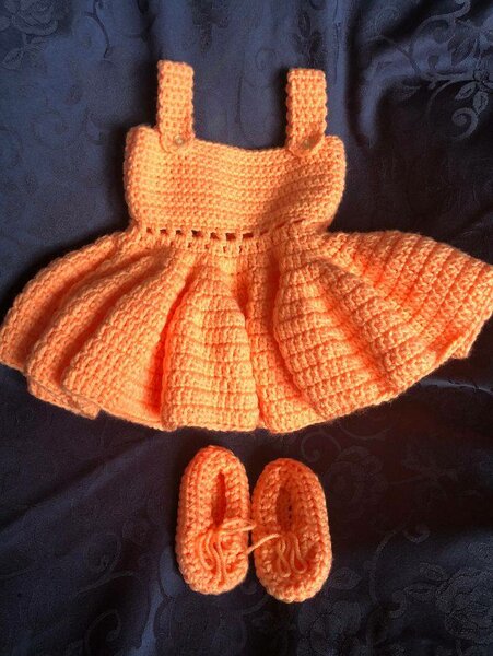 Robe crochetée baby