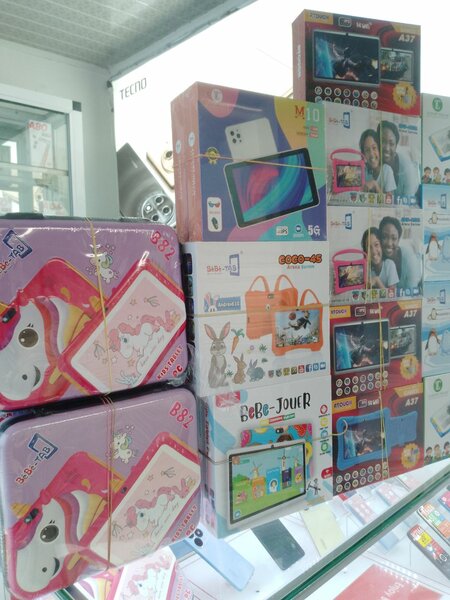 TABLETTE ÉDUCATIVE NEUF ET SCELLÉ