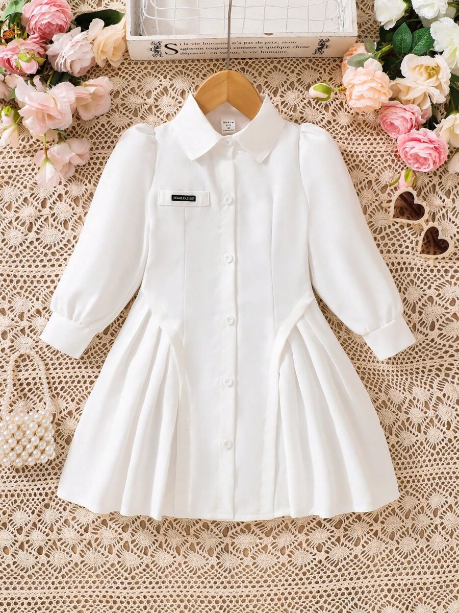 Robe blanche élégante fille