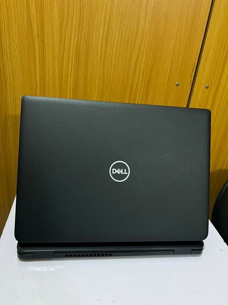 Dell Latitude 3400
