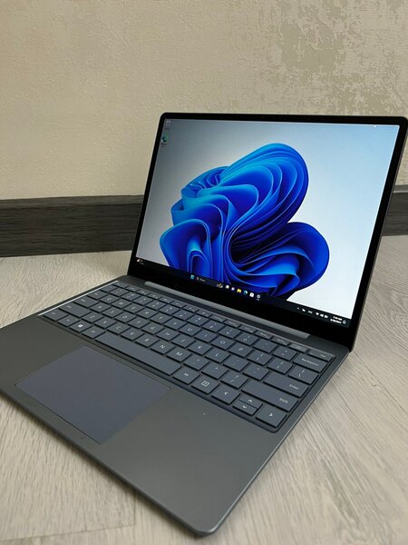 Microsoft Surface Laptop-C9SGSCI3