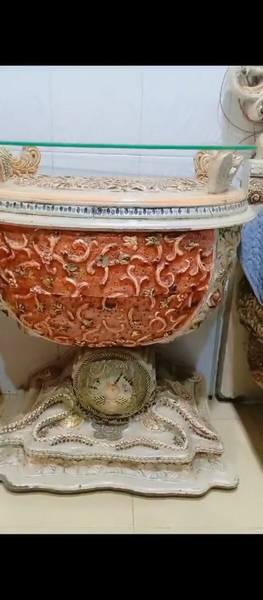 Dresser and side tables