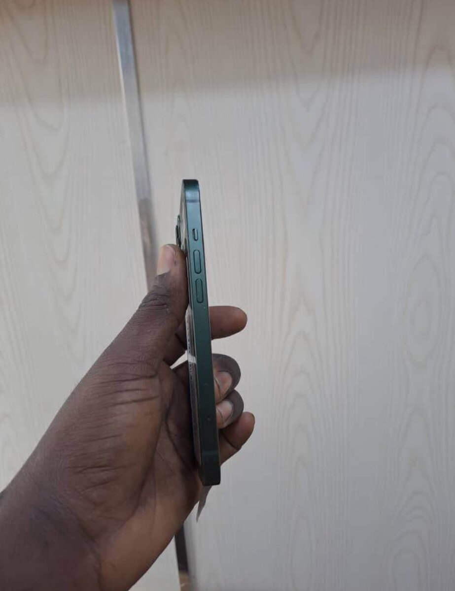 iPhone 13 128GB Vert