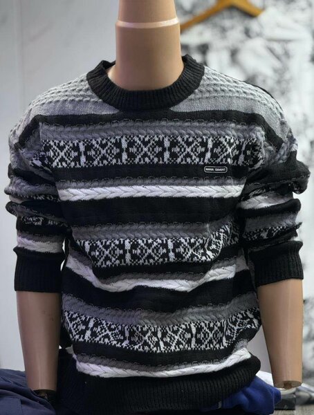 Pull en laine à motif rayé