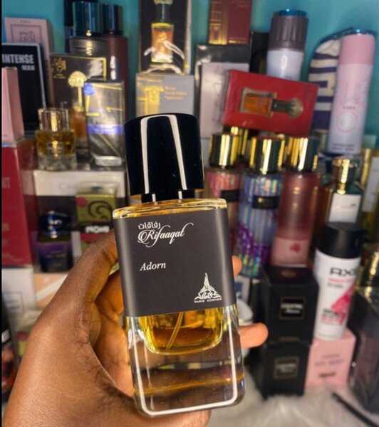 Parfum rifaaqat