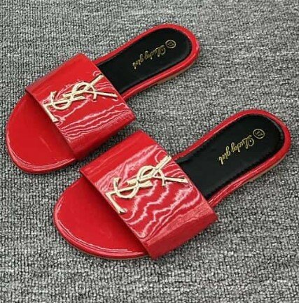 Women's beautiful flip flops