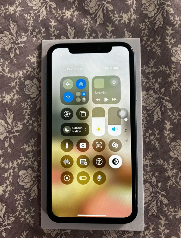 iPhone XR Bleu Débloqué
