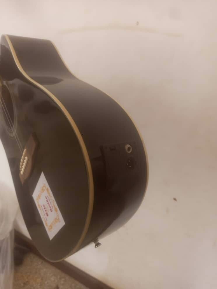 Yamaha semi acoustic guitar