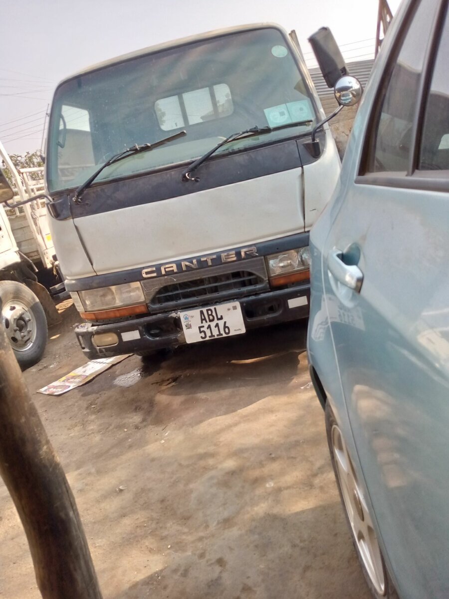 Fixing car, service, starter motor, gear box,engine service