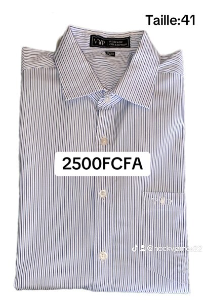 Chemise classique pour hommes
