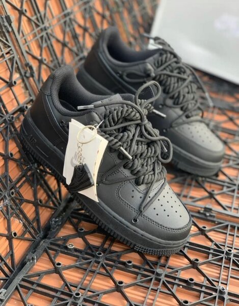 Nike air force gros lacet