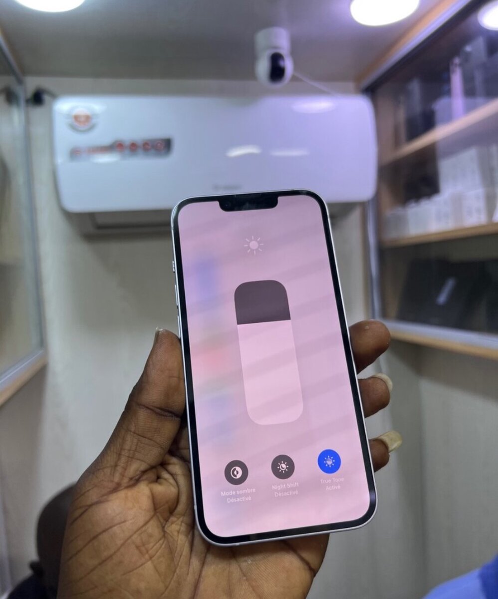 iPhone 14 Pro Violet