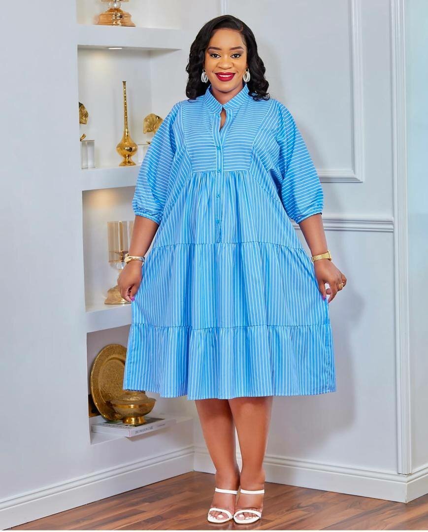 Robe ample rayée bleue