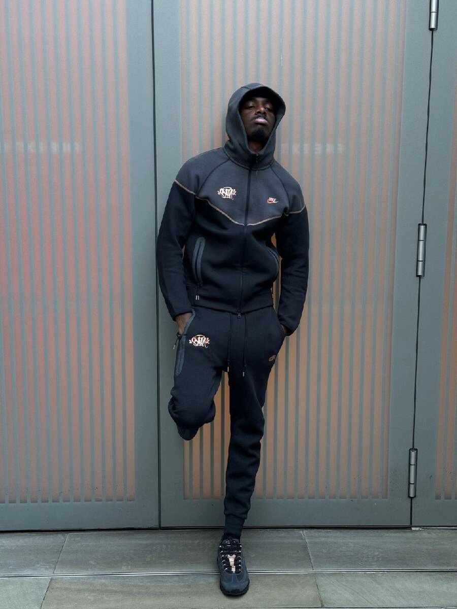 Survêtement sport homme Nike