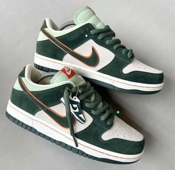 NIKE SB