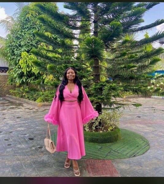 Robes Élégantes et Colorées