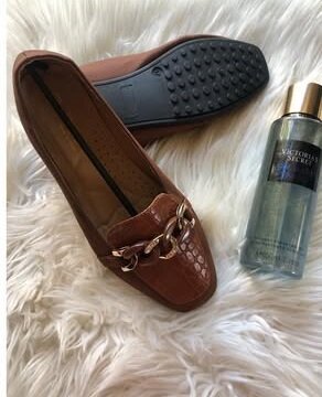 belles chaussures pour femmes