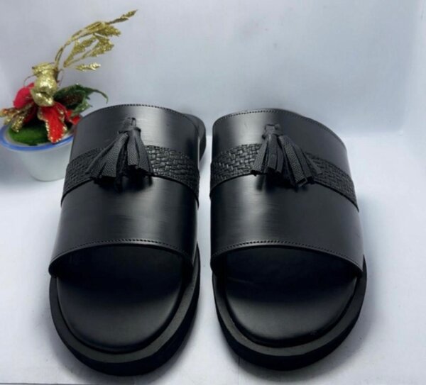 Sandales en cuir noir pour homme