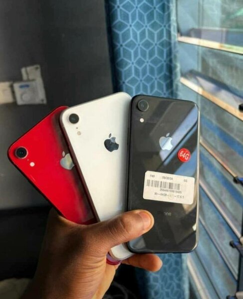 IPHONE XR 128 GB