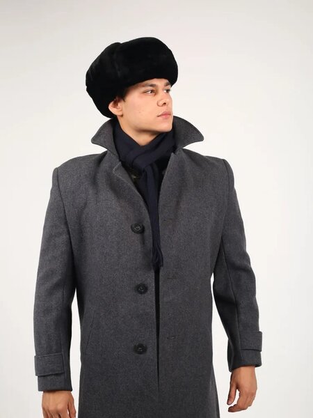 Мужская шапка ушанка модели “Пилот” 