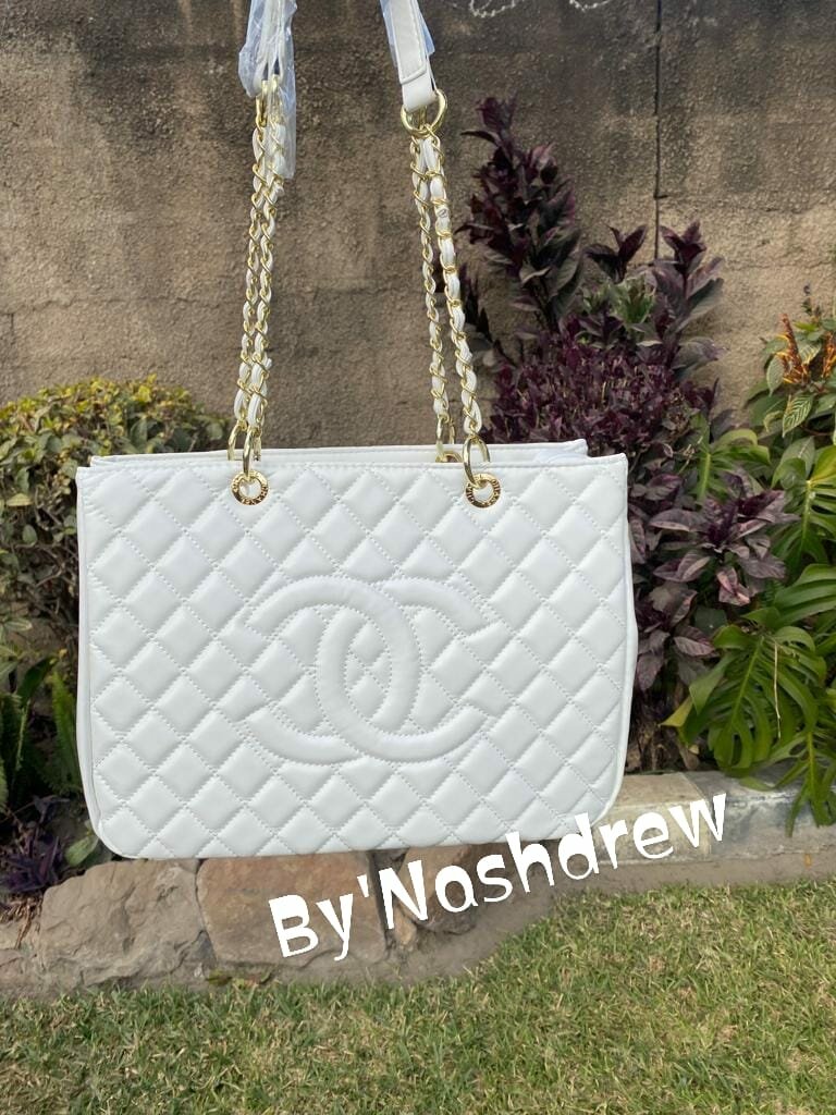 Women's Chanel bag in white