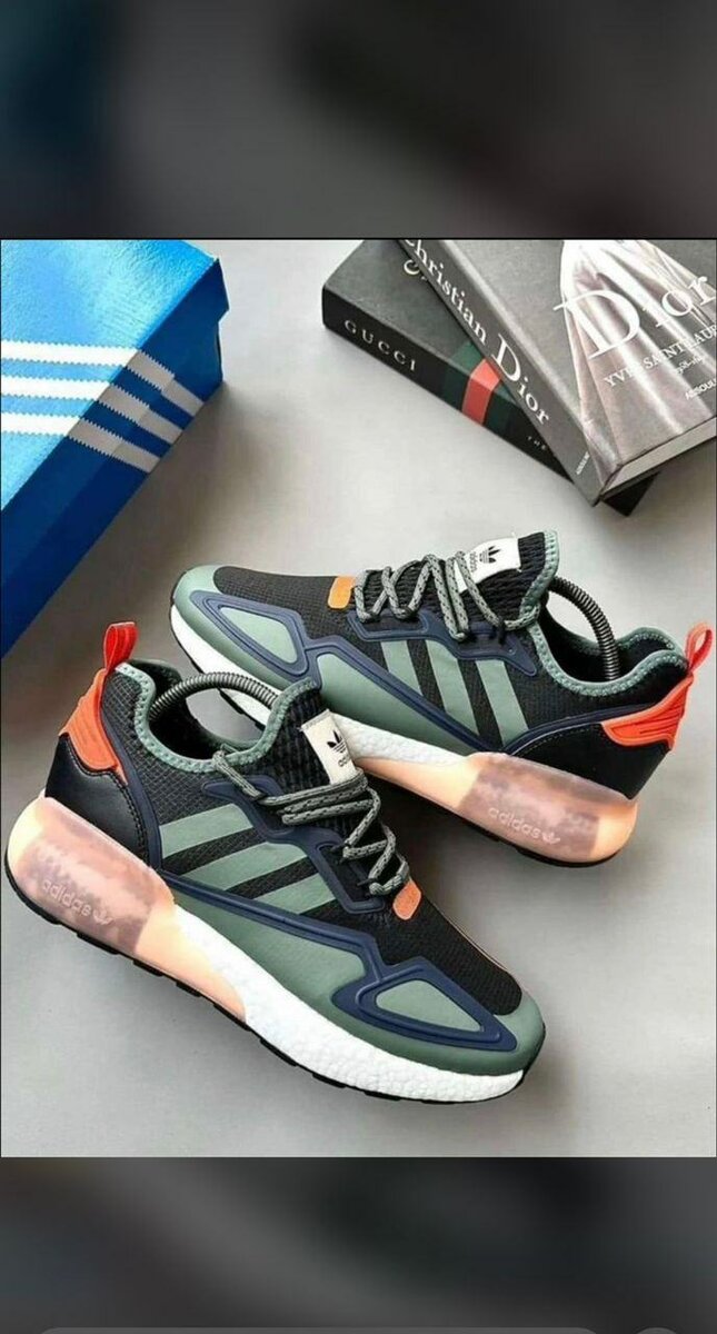 Fashion sneakers