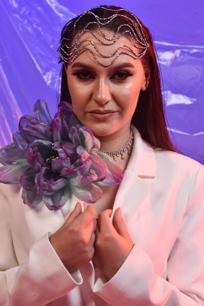 Брошь цветок.