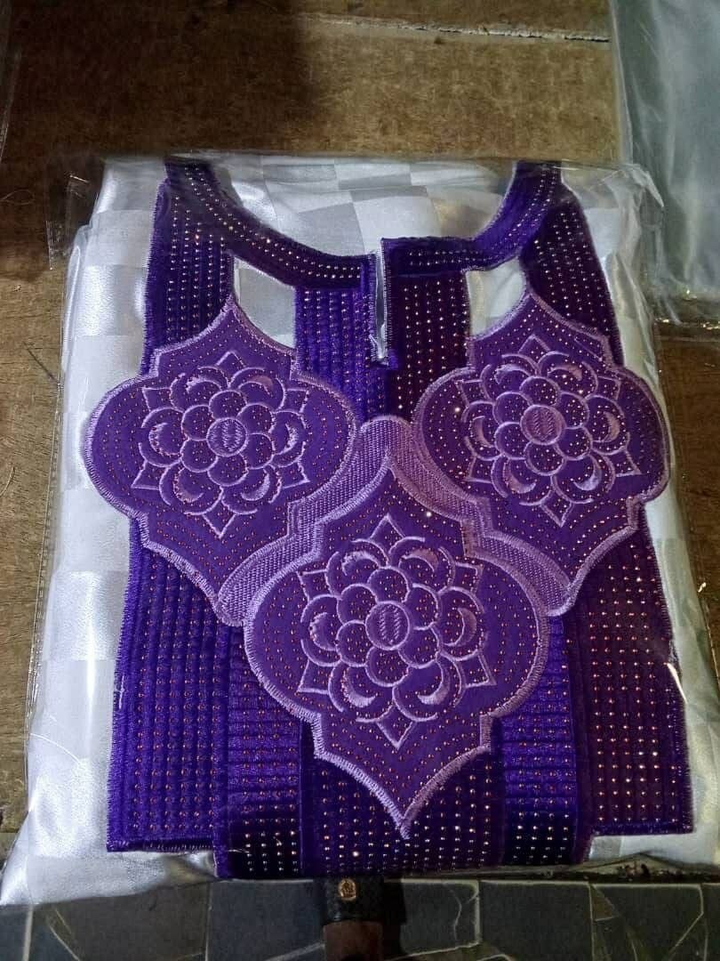 Robe africaine en dentelle