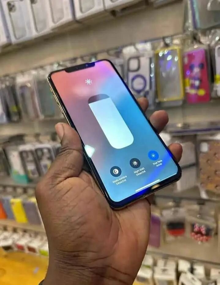 iPhone XS MAX Or 64 Go