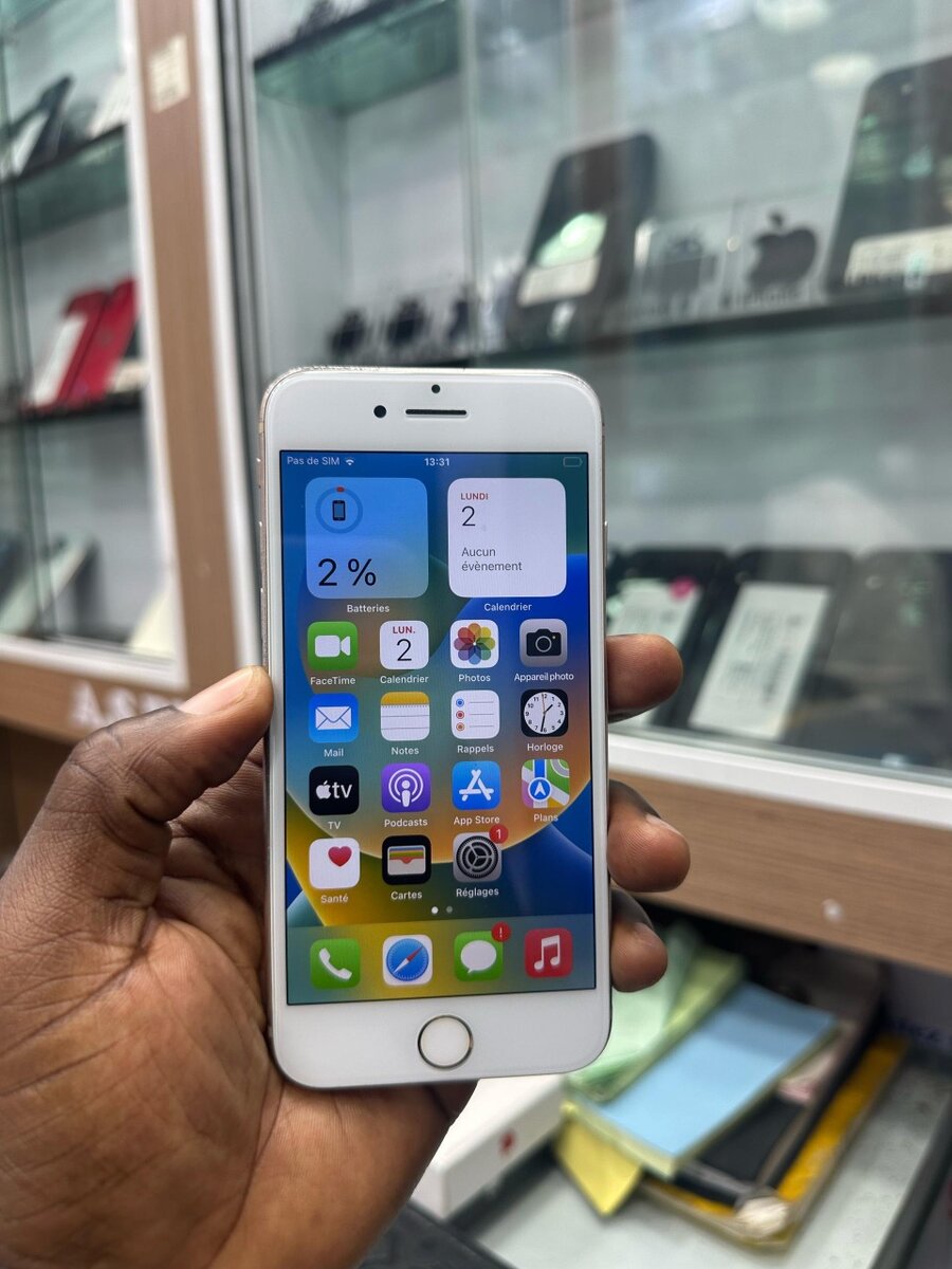 iPhone 8 simple 64gb tout pass