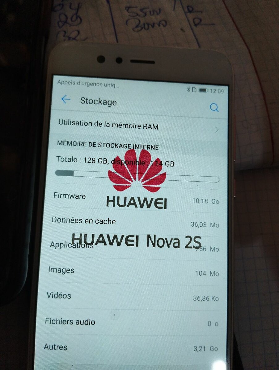 Huawei nova 2S