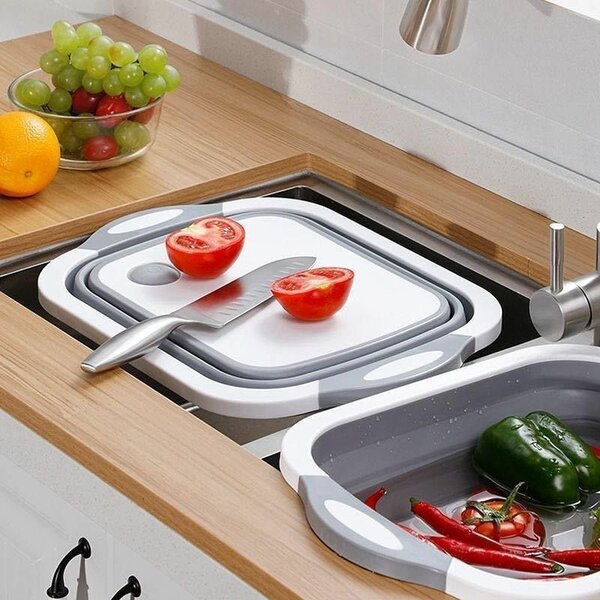 Foldable chopping board