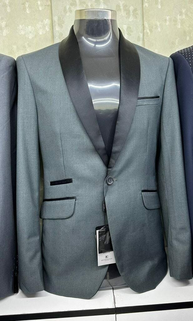 Suit