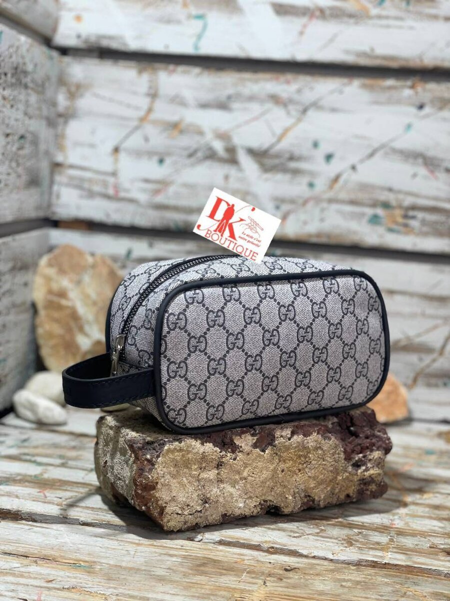 Saccoche JEUNE ET RICHE