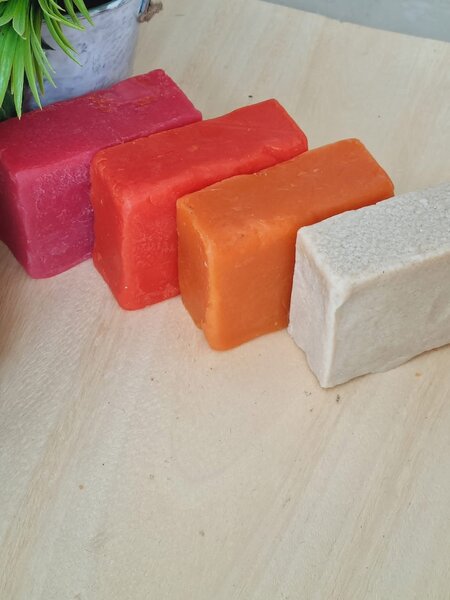 Ensemble de Savons Colorés