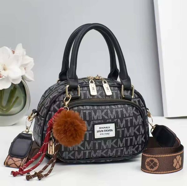 Sac à main tendance avec bandoulière