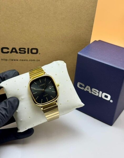 Montre Casio Élégante