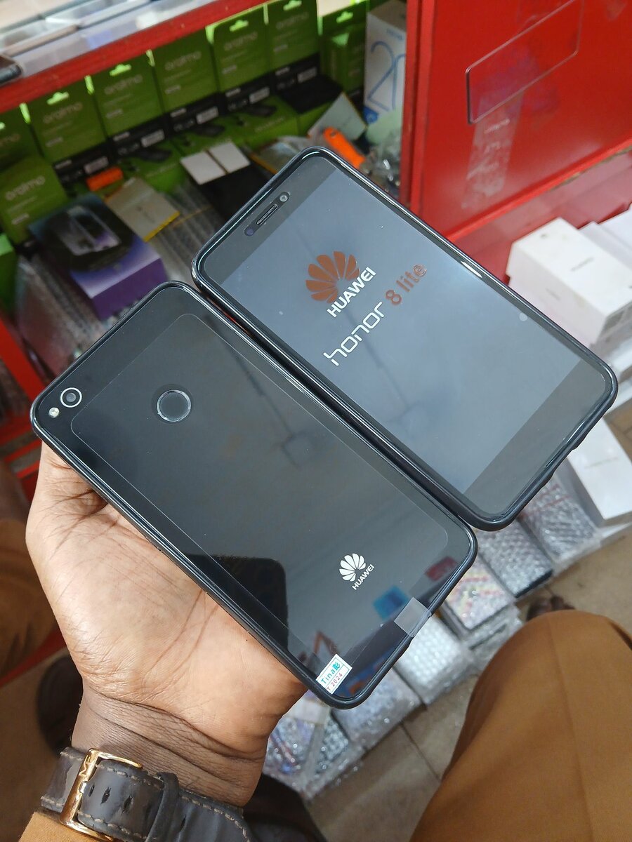 Honor 8lite 128GB 4RAM
