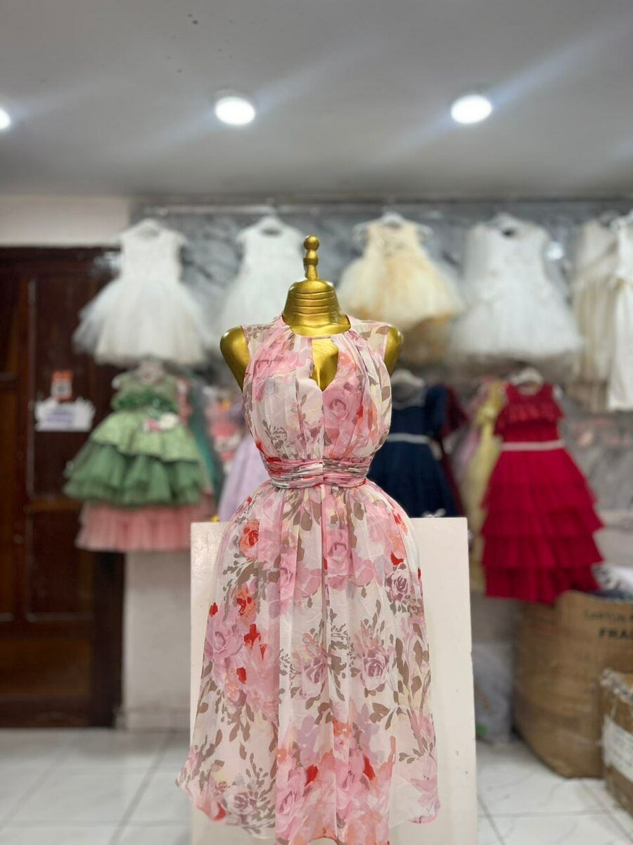 Robes longues à fleurs élégantes