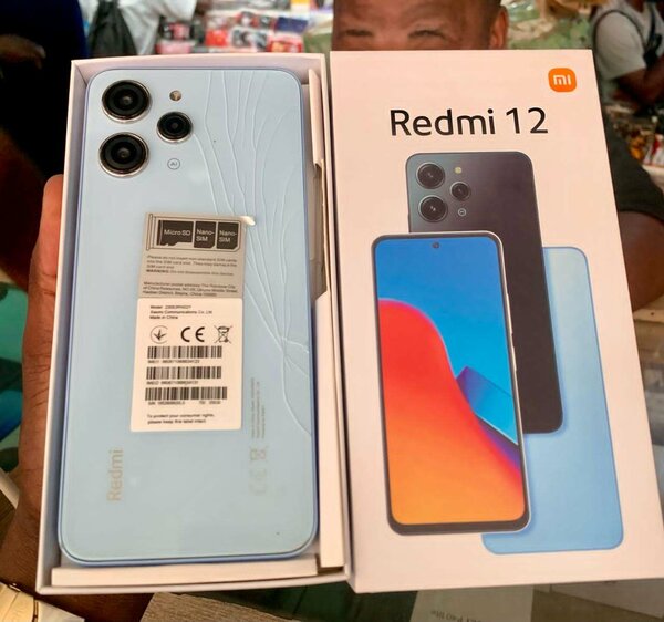 REDMI 12 256GB/8GB DE RAM 2SIM
