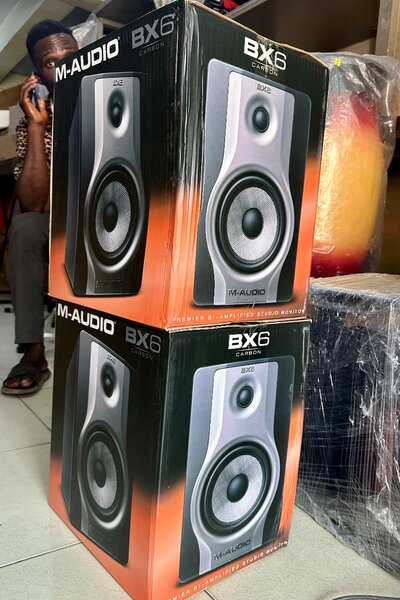 M-audio BX6 Bi-amplified Studio Monitors