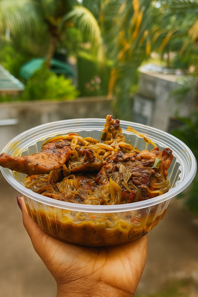 Lapin sauté avec attieké