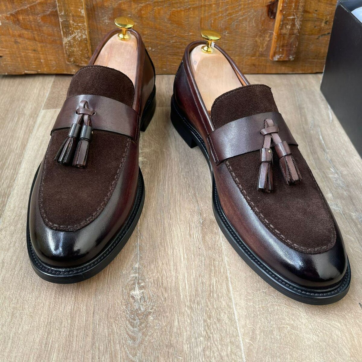 Mocassins en cuir à pampilles