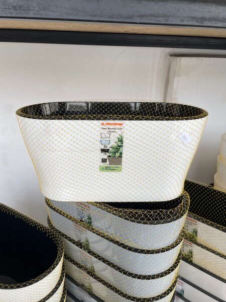 Горшки для растений