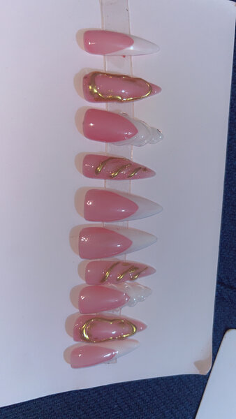 Ongles Faux Design Élégant