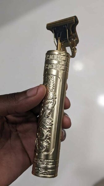 Rechargeable shaving machine