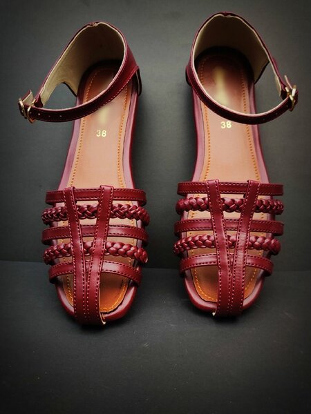 Roman Flat sandals for girls and womens